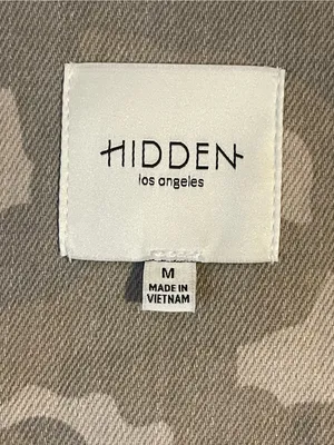 HIDDEN REBEL TAN CAMO BUTTON UP TANK Size M thumbnail 4