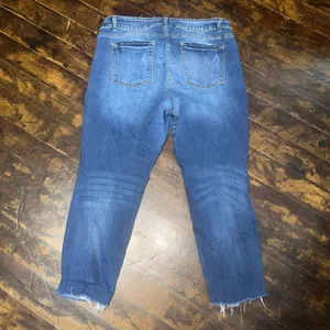 Kancan distressed cropped medium wash size 18 jeans thumbnail 3