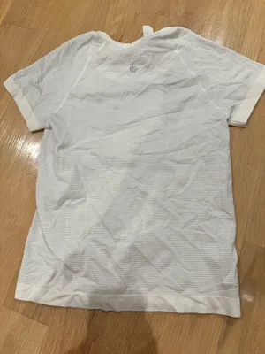Lululemon Short Sleeve Top thumbnail 2