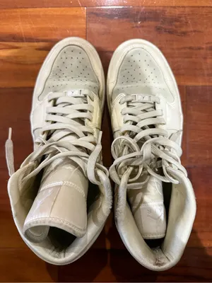 Jordan Women's High-Top Sneakers in Cream Gold - Golden Goose thumbnail 3