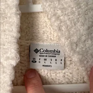 Columbia White Knit Womens Sweater Size Medium High neck Tank Built thumbnail 6