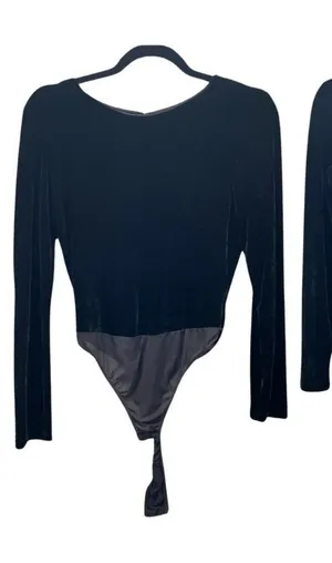 Victoria's Secret Velour Bodysuit‎ Large thumbnail 1