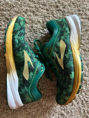 Brooks Launch 5 Women's St.Patricks Day Green Athletic Running Shoes thumbnail 4