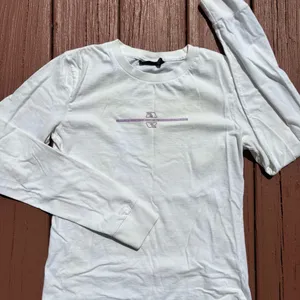 Vintage Y2K American Eagle faded white long sleeve M crew tee thumbnail 1