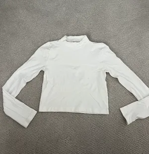NIKIBIKI Women Seamless Long Sleeve Mock Neck Crop Top thumbnail 3