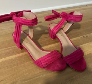 Allegra K Hot Pink Suede Bow Heels thumbnail 1