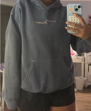 Urban Outfitters thumbnail 3