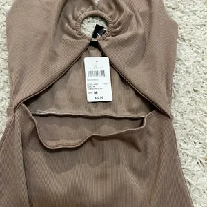 Windsor Taupe Cut Out Halter Dress Size Medium thumbnail 2