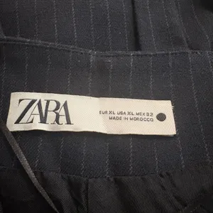 Zara‎ Womens Navy Blue Pinstripe Tailored V-Neck Waistcoat Vest Corpcore Size XL thumbnail 3