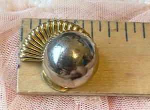 Alice Signed Vintage Gold Tone Round Winged Clip On Earrings Old Money Chic Glam thumbnail 5