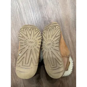 UGG Australia 5803 Classic Short Chestnut Suede Shearling Boots Womens 8‎ thumbnail 6
