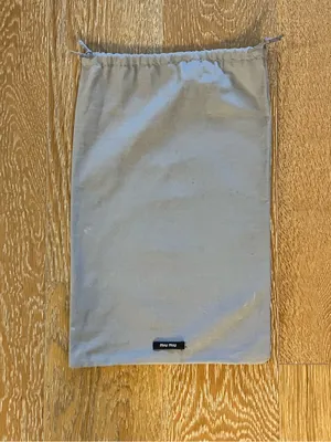 Single authentic Miu Miu dustbag for shoes. Used. thumbnail 3