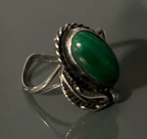 Navajo Vintage size 6 Malachite Silver Native American Ring thumbnail 1