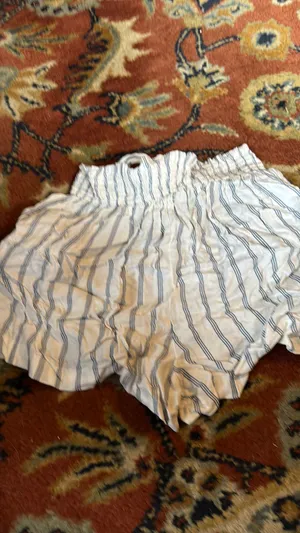 Hollister Ultra High Rise Shorts thumbnail 4