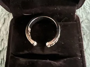 Women’s Stainless Steel Silver Faux Emerald Adjustable Band Size 7-9 thumbnail 3