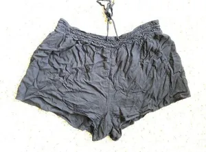 Forever 21 smocked waist tie front shorts Sz L thumbnail 1