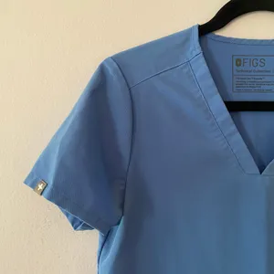 FIGS Casma Scrub Top Ceil Blue Medical Uniform Nurse Doctor Women's size XS thumbnail 3
