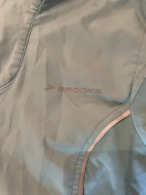 Brooks Long Sleeve thumbnail 2
