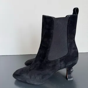 Sam Edelman Women’s Lani Terrazzo Black Suede Square Toe Chelsea Boot Size 7 thumbnail 5