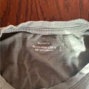 Abercrombie & Fitch Montauk Sports Club Graphic Tee Small Green thumbnail 3