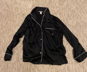 Victoria secret black pajama top thumbnail 1