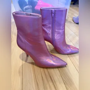 Steve Madden Women's Elysia ankle boot - size 6! thumbnail 4