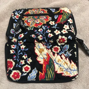 Vera Bradley wallet thumbnail 3