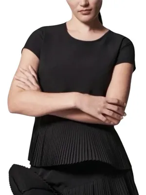 NWT Spanx “Yes, Pleats! Tee” size Medium thumbnail 1