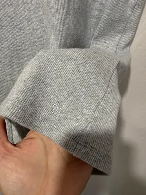 NWT Aritzia Sunday Best Light Gray Ribbed Scoop Neck Tank thumbnail 2
