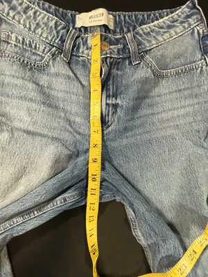 Hollister High-Rise Baggy Jeans Light Wash W29 Short thumbnail 6