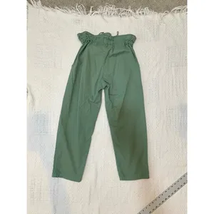 Urban Outfitters Terra medium paperbag waist cropped pant P2 3409 thumbnail 8