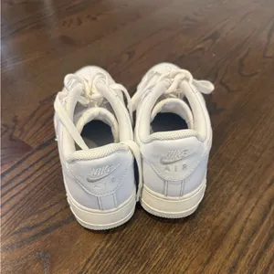 Nike White  Air Force Athletic Shoes thumbnail 5