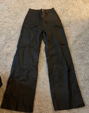 Shein Leather Pants thumbnail 4