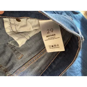 Mother Denim The Down Low Twister Ankle Flare Jeans In We Got The Beat Size 29 thumbnail 4