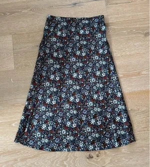 Loft Midi Skirt Floral thumbnail 1