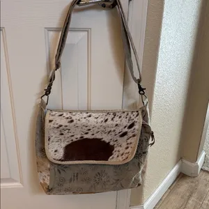 Cowhide And Leather Canvas Messenger Bag Featuring Genuine Hair and Leather Trim thumbnail 4