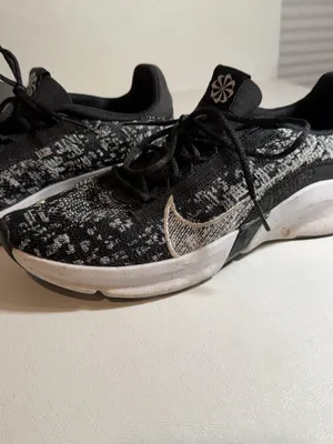 Nike Air Zoom Pegasus black & white sneakers Size US 8.5 thumbnail 3