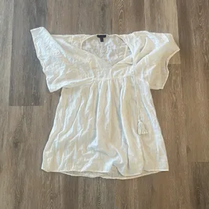 J Crew White Gauze Tunic Top Size Small Boho Flutter Sleeve Tassel Lightweight thumbnail 2