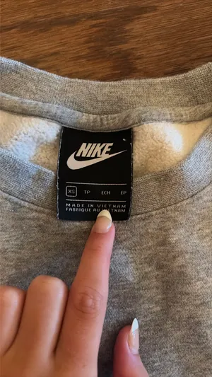 Nike Sweatshirt thumbnail 3