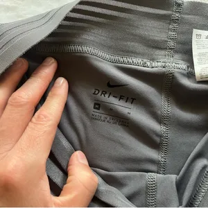 Nike Women's Athletic Gray Shorts M thumbnail 3