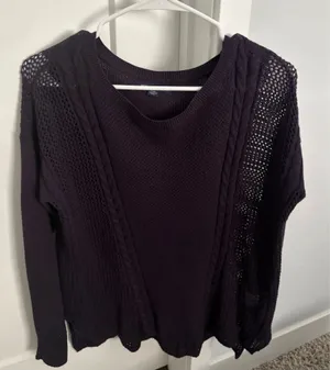 American Eagle Sweater Outfitters thumbnail 1
