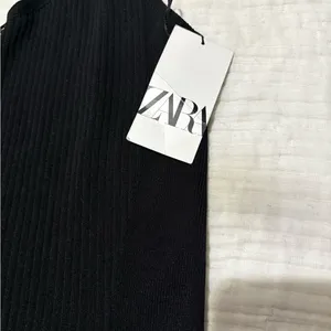 Zara Elegant Black Mini Dress thumbnail 3