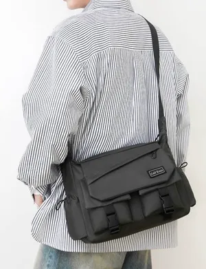 Cool crossbody bag Black thumbnail 2