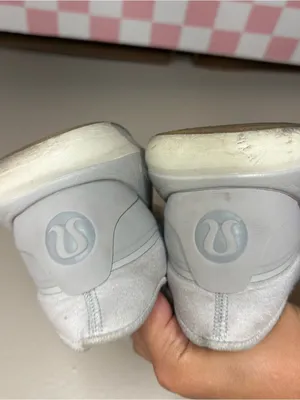 Lululemon gray beige running casual Chargefeel Low Workout preppy luxury shoe 9 thumbnail 5