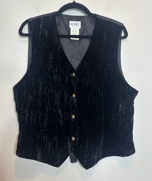 Vintage Koret Black Velvet Button Front Vest Women’s Medium Dark Academia thumbnail 1