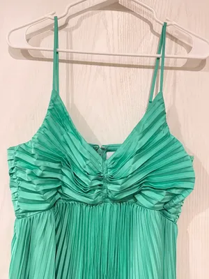 Final price Likely ASRA GOWN iN Green thumbnail 3