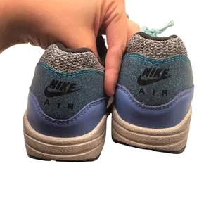 Nike Air Max Blue Gray Yellow Athletic Sneakers Size 7.5 Casual Sport Shoes thumbnail 5
