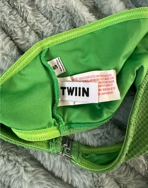 Twiin one piece bikini thumbnail 3