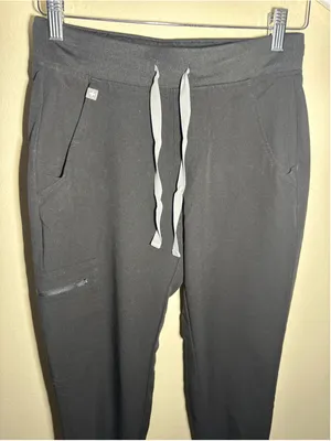 FIGS Technical Collection Jogger Pants XS Black 25” inseam thumbnail 2