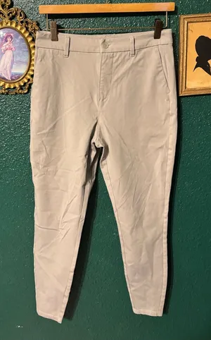 Bylt Womens Tan Chino Pants Sz Medium thumbnail 1